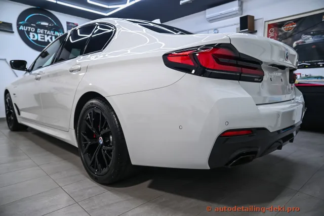  BMW 530e